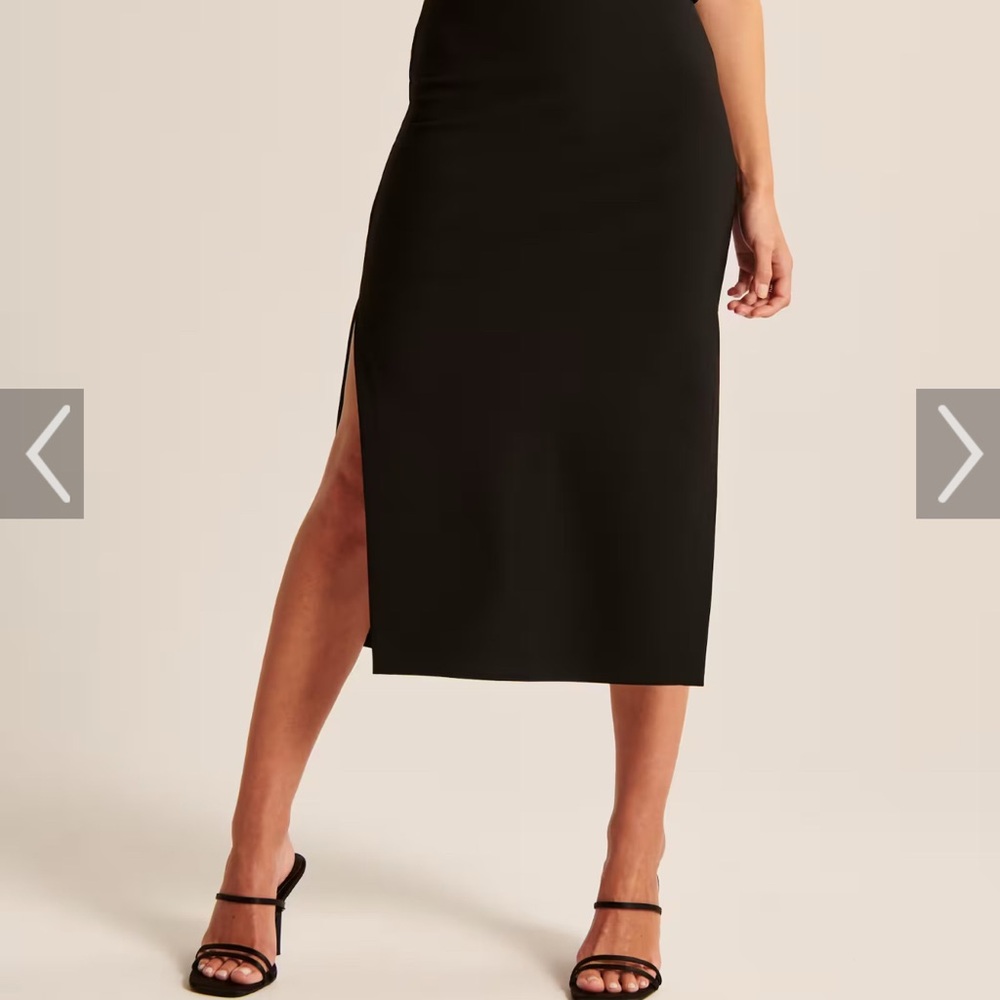 Abercrombie & Fitch Black Pencil Skirt
